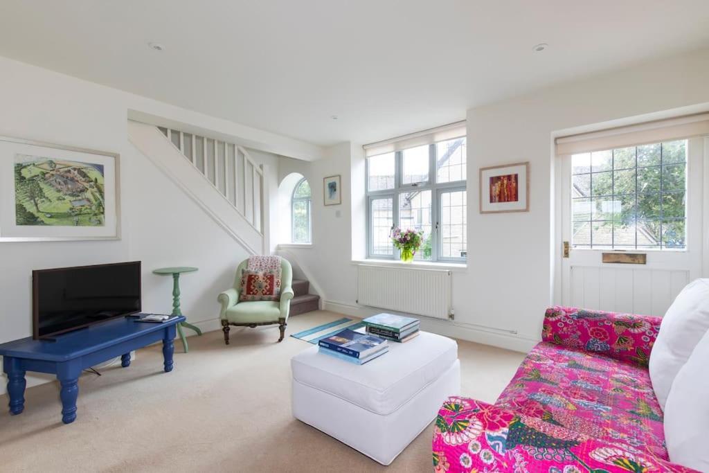 Cotswold Stable Cirencester