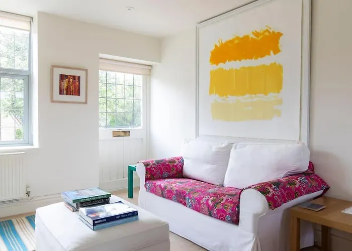 Cotswold Stable Cottage